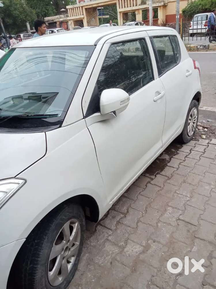 Maruti Suzuki Swift 2012