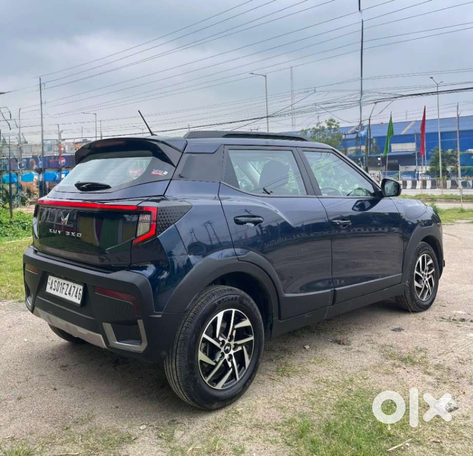 Mahindra Xuv 3xo Ax5 Pm At, 2024, Petrol