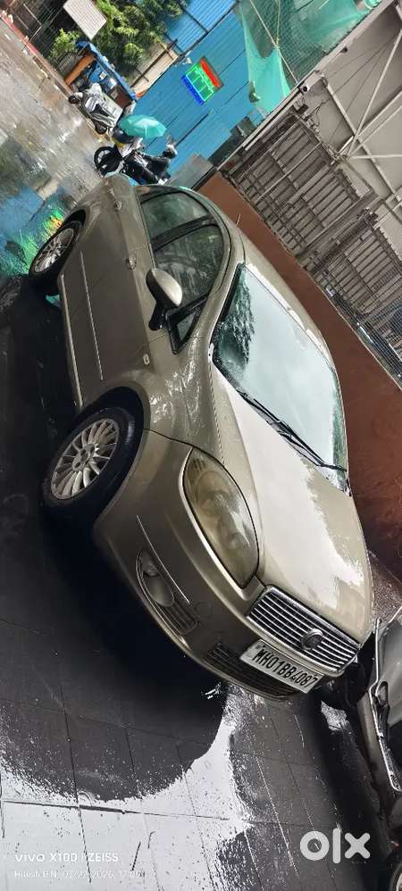 Fiat Linea 2012 Car