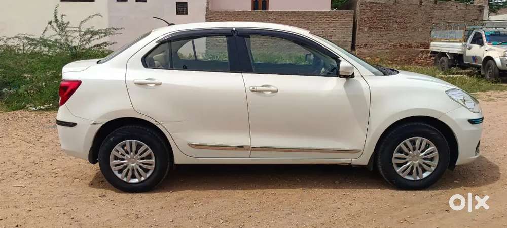 Maruti Suzuki Dzire Vxi 2023