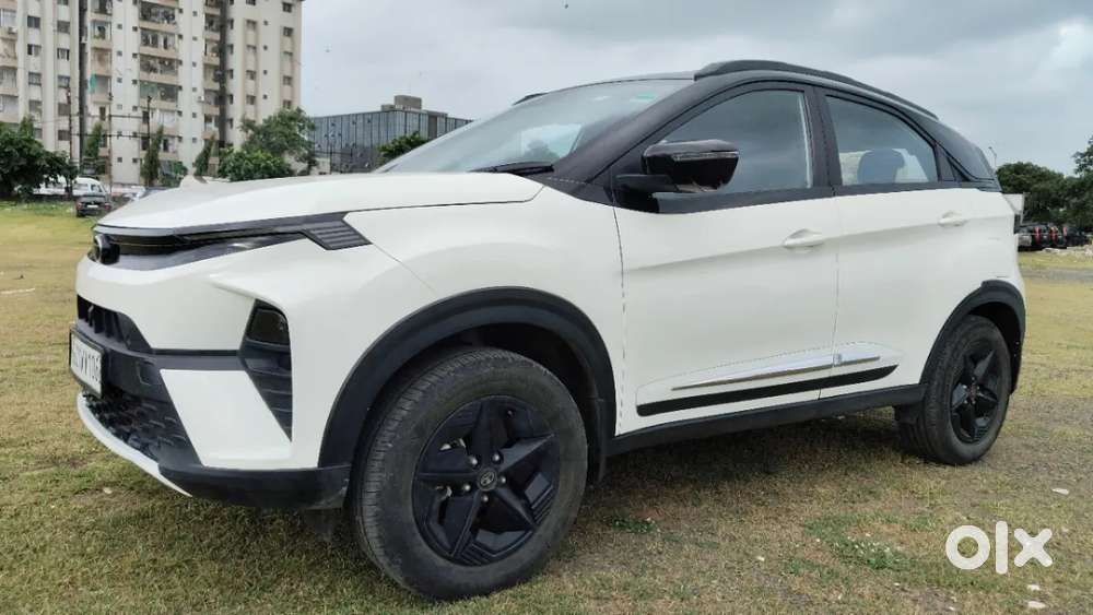 Tata Nexon Creative Plus 1.2 Revotron Petrol 6 Amt, 2024, Petrol