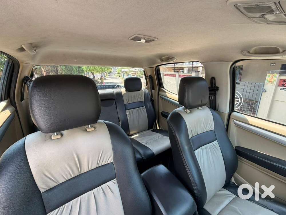 Isuzu V-cross 2016 Diesel Well Maintained