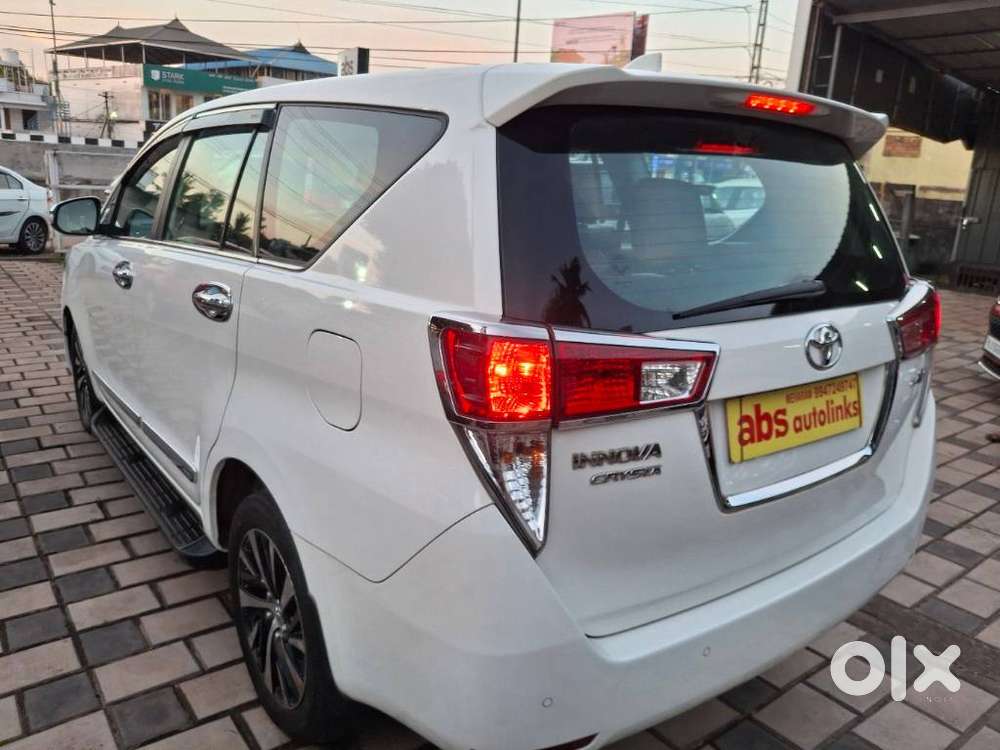 Toyota Innova Crysta [2020-ongoing] 2.4 Zx At 7 Str, 2021, Diesel