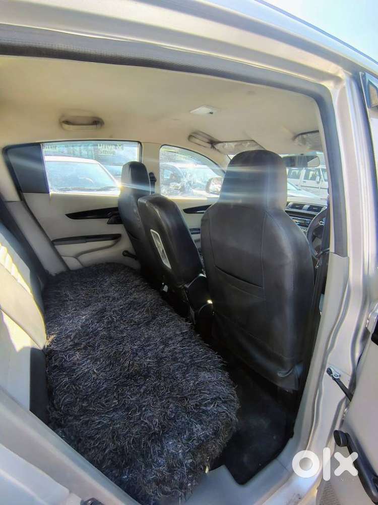 Mahindra Kuv 100 2016-2017 Mfalcon D75 K4 Plus 5str, 2017, Cng & Hyb..