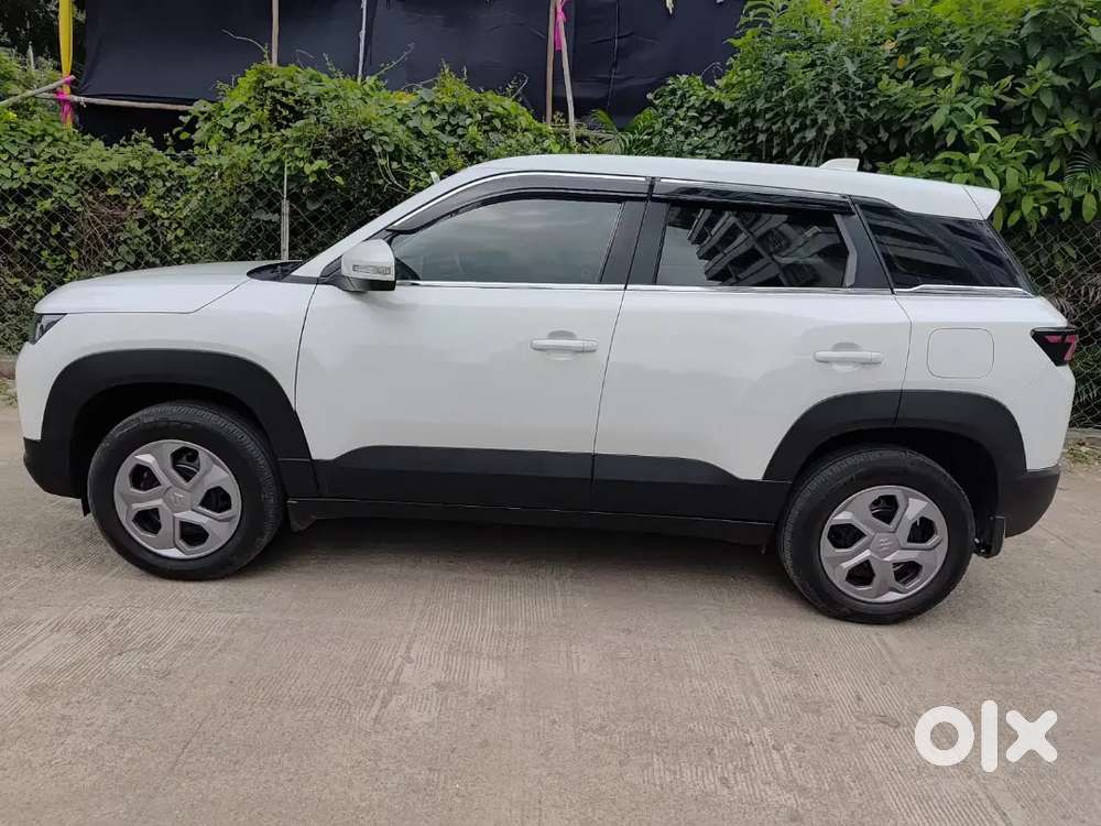 Maruti Suzuki Brezza 1.5 Lxi 2025