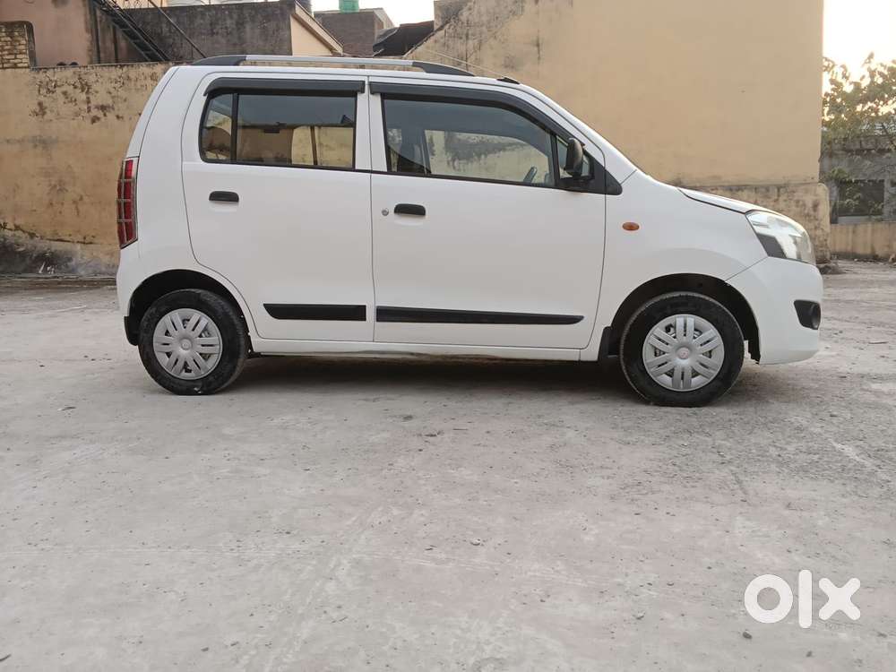 Maruti Suzuki Wagon R Vxi Mt 1.0l, 2016, Petrol