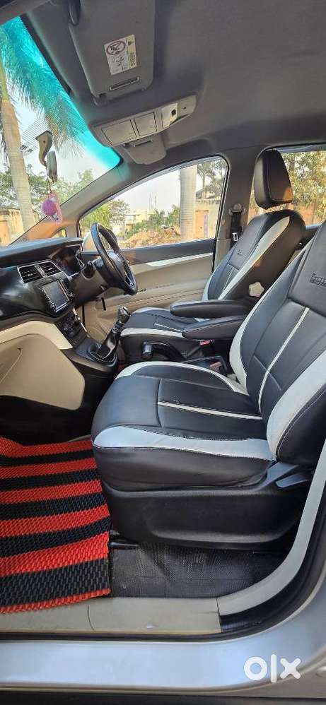 Mahindra Marazzo M8, 2019, Diesel