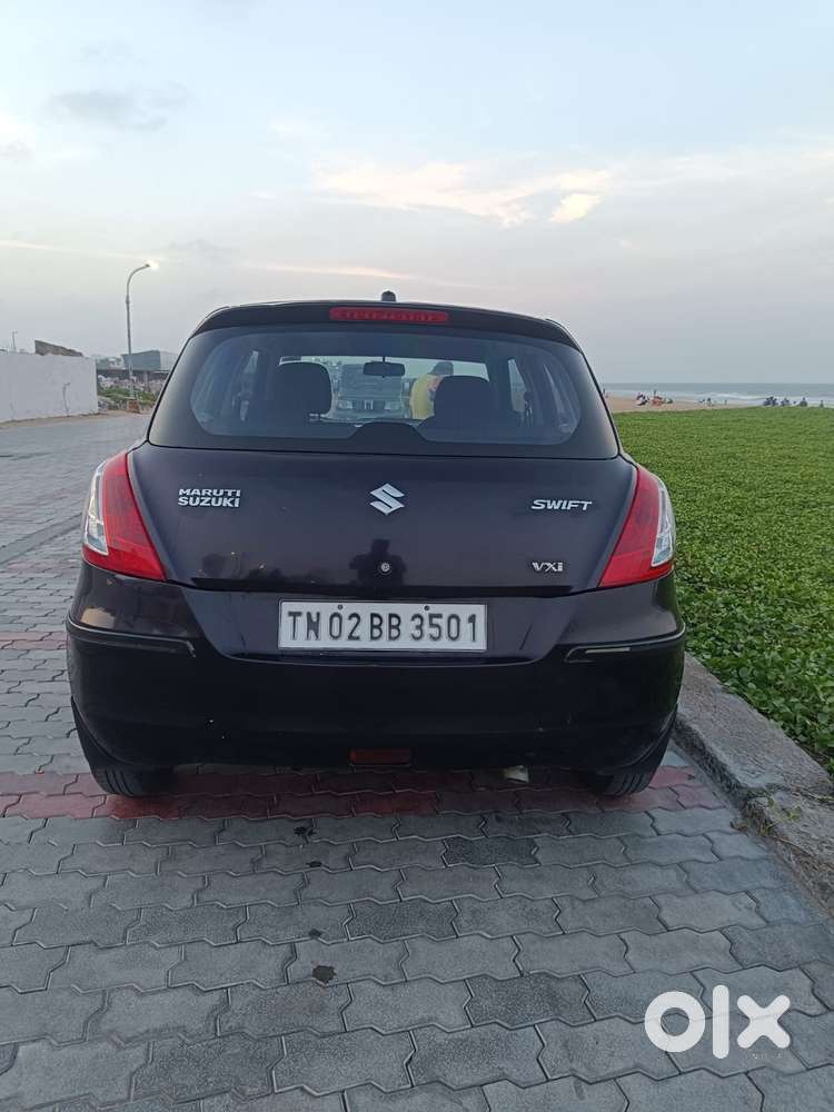 Maruti Suzuki Swift Vxi 1.2 Abs Bs-iv, 2015, Petrol