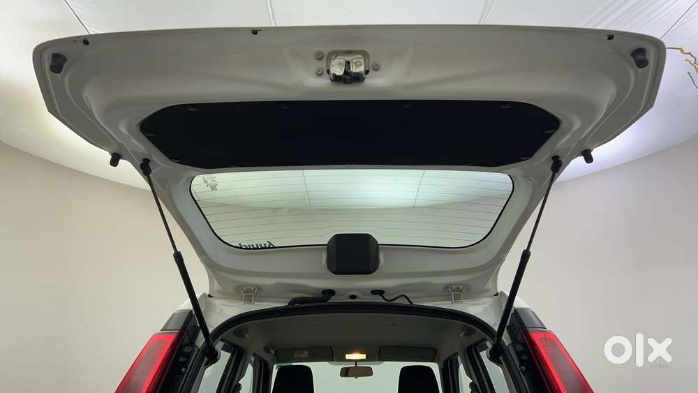 Maruti Suzuki Wagon R 1.2 Zxi Plus Amt, 2022, Petrol