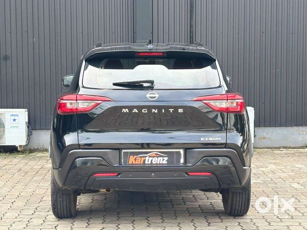 Nissan Magnite Kuro Edition Petrol Amt, 2025, Petrol