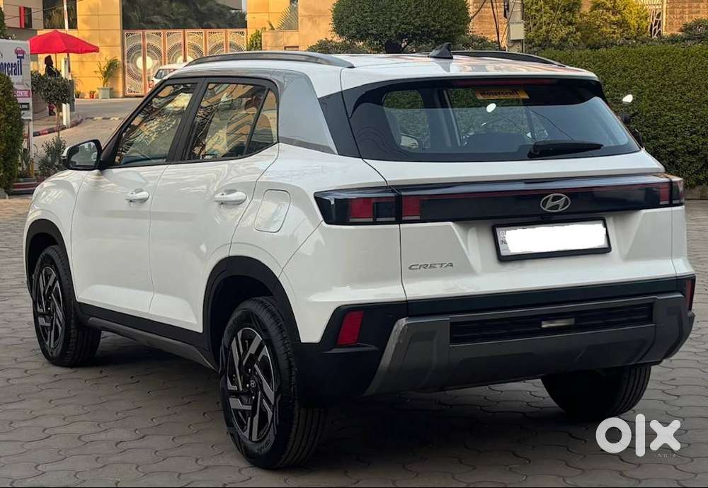 Hyundai Creta 1.5 Manual 2024 Petrol 4700 Kms Chandigarh Registration.