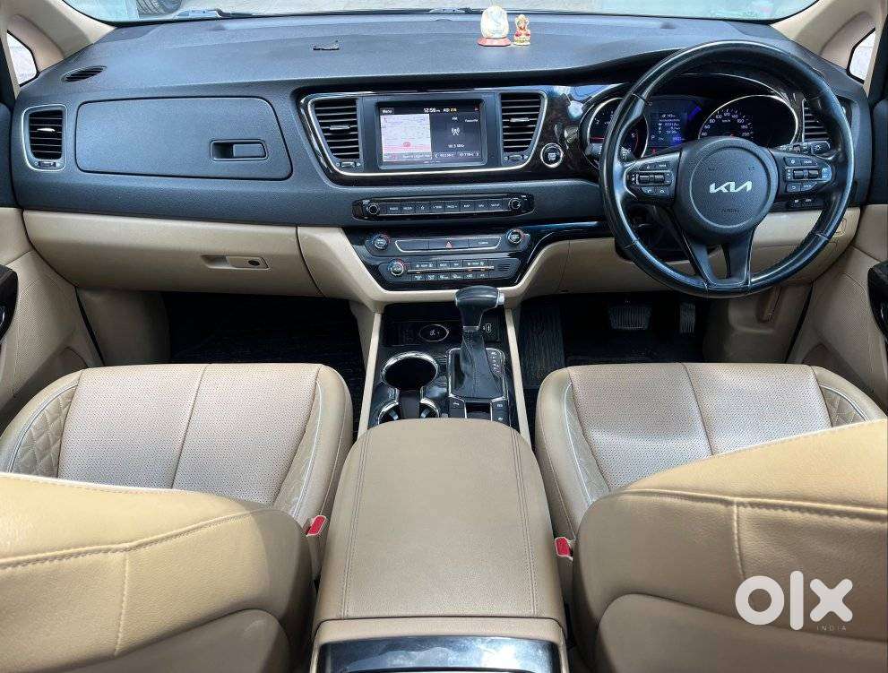 Kia Carnival Limousine Plus 7 Str, 2022, Diesel