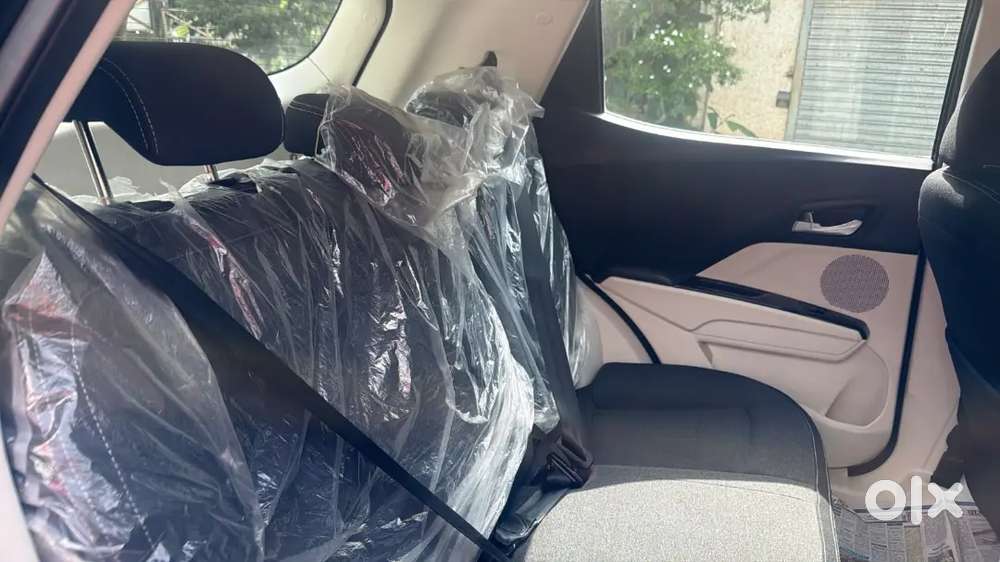 Mahindra Xuv 3xo Petrol 2024