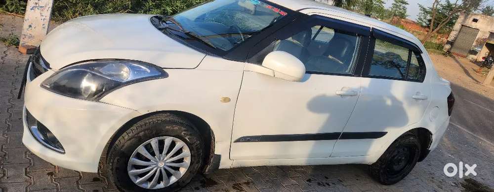 Maruti Suzuki Dzire 2015 Cng & Ghaziabad Number Hai Up 14