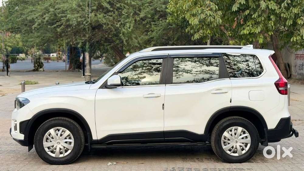 Mahindra Scorpio-n 2.2 Z2 Diesel Mt 7 Str, 2025, Diesel