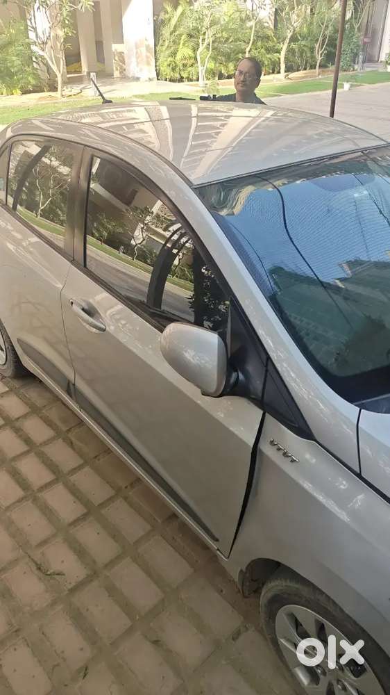 Hyundai Xcent 2015 Petrol 780000 Km Driven