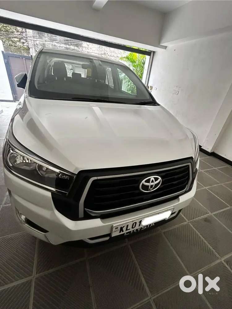Toyota Innova Crysta 2025 Diesel 7500 Km Driven
