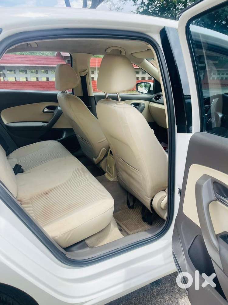 Volkswagen Vento 2010-2013 Ipl Ii Petrol Highline At, 2011, Petrol