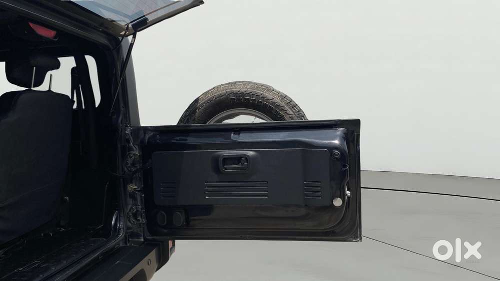 Mahindra Thar Lx Hard Top Petrol Mt 4wd, 2022, Petrol