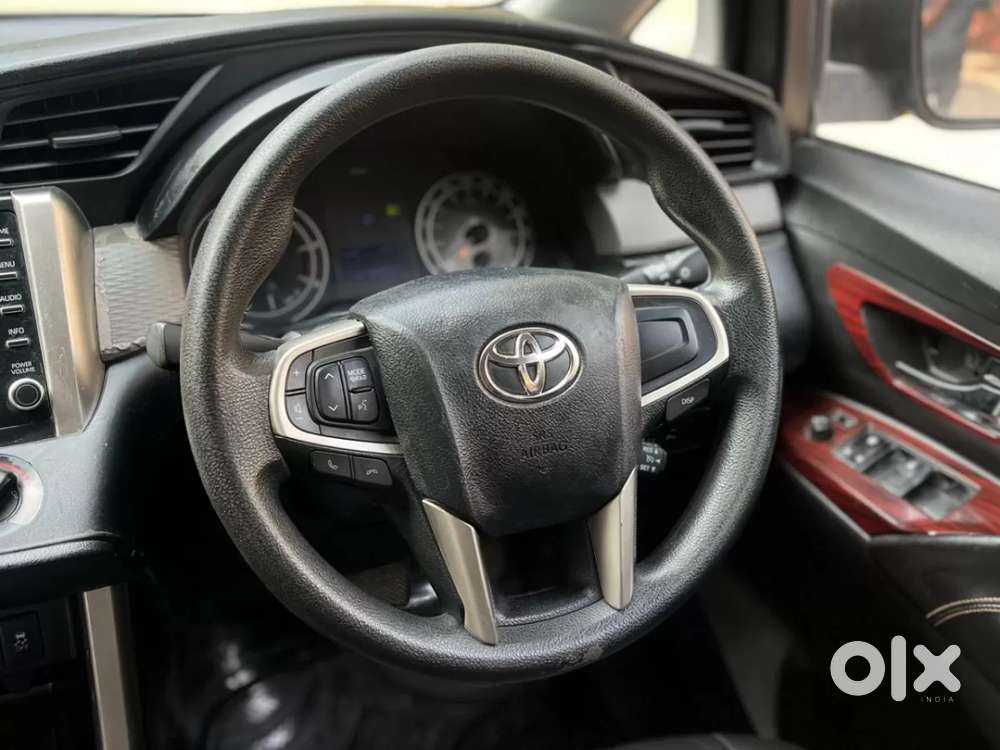 Toyota Innova Crysta [2020-ongoing] 2.7 Gx At 7 Str, 2021, Diesel