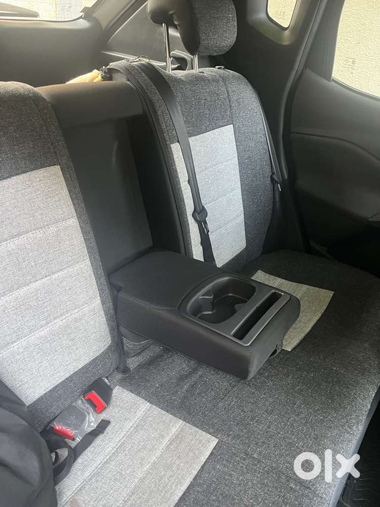 Nissan Magnite Petrol 2025 Registration