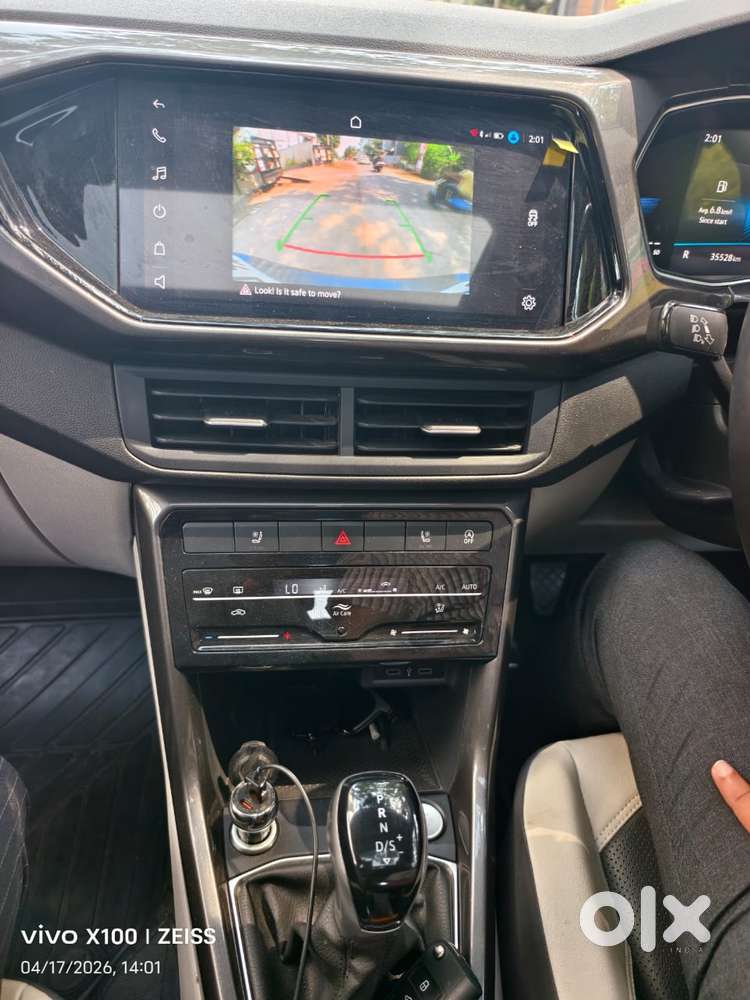 Volkswagen Taigun 1.0 Tsi Highline At, 2024, Petrol