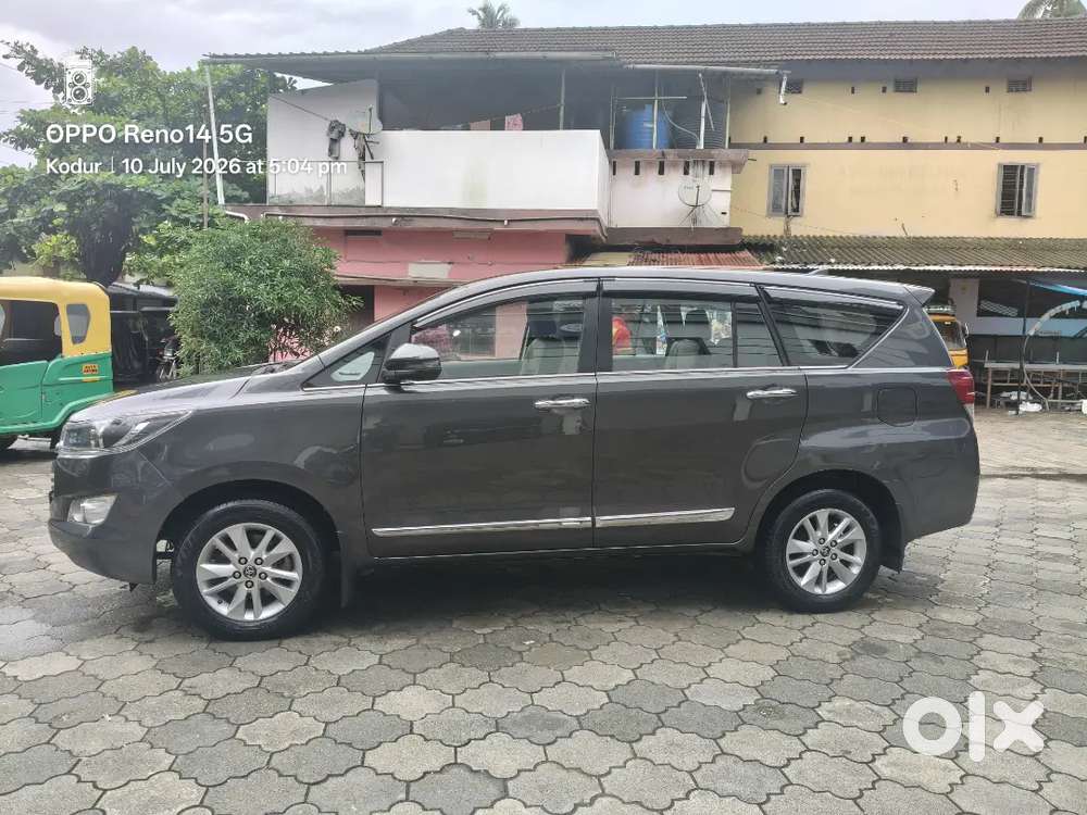 Toyota Innova Crysta V Re. 2018