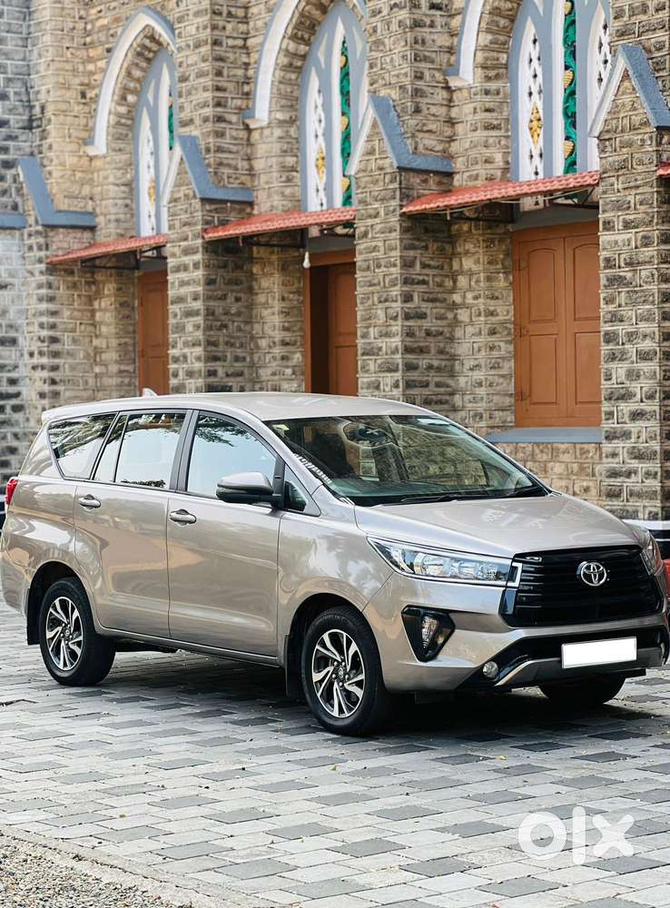 Toyota Innova Crysta [2020-ongoing] 2.4 Gx At 7 Str, 2022, Diesel