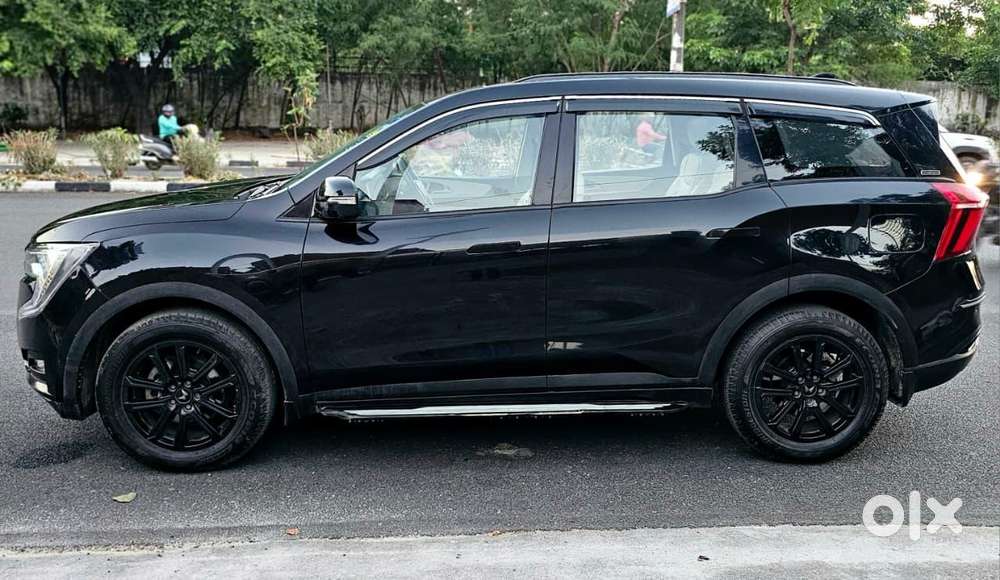 Mahindra Xuv700 2.0 Ax 7 Petrol At Luxury Pack Str, 2024, Petrol