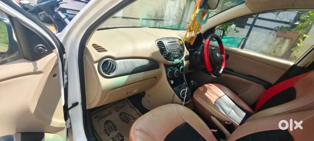 Hyundai I10 1.2 Sportz 2010