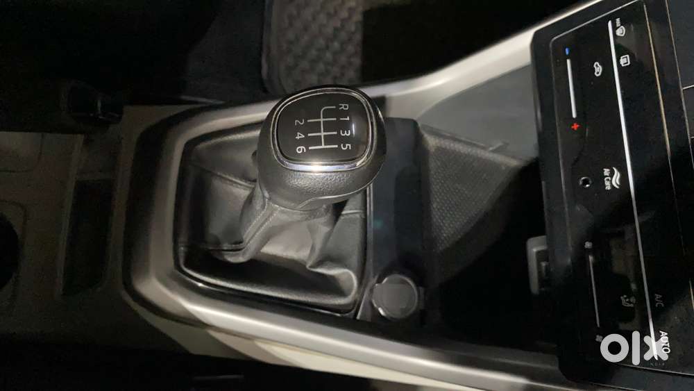Skoda Kushaq 1.0 Tsi Ambition, 2022, Petrol