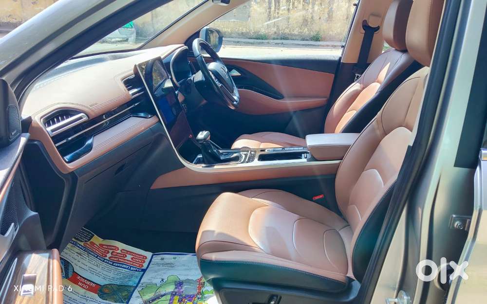 Mg Hector Plus Sharp Pro 1.5 Turbo Petrol Cvt 7 Str, 2023, Petrol