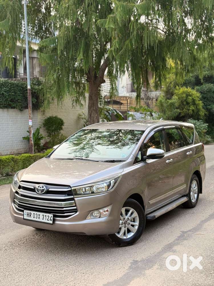 Toyota Innova Crysta 2.8 Gx At 8s, 2018, Diesel