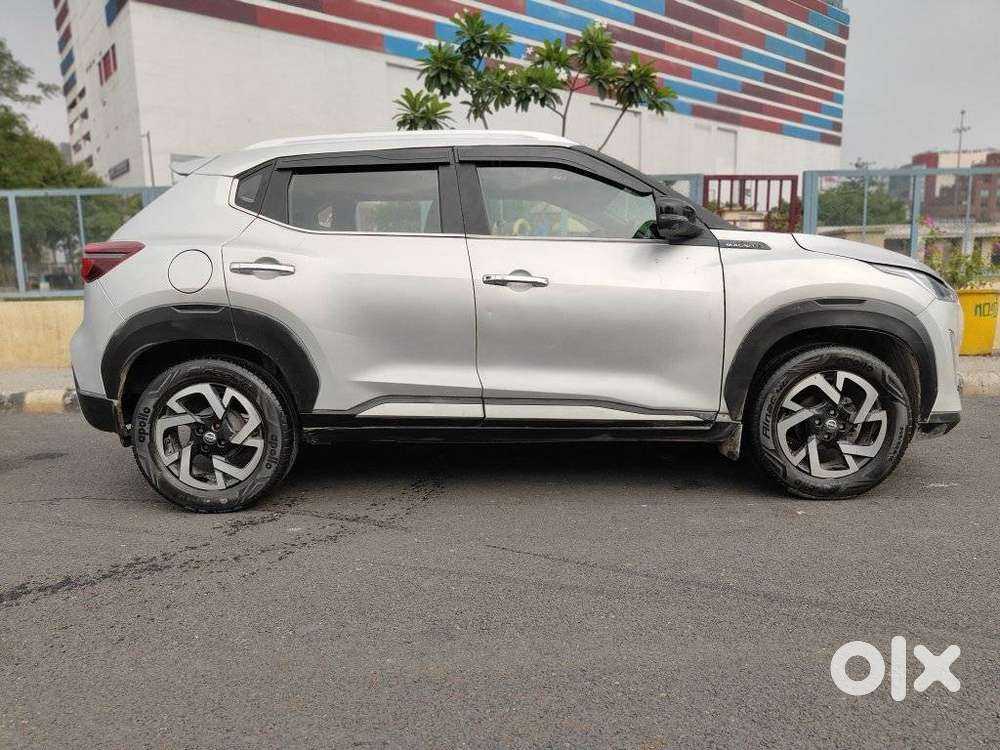 Nissan Magnite 1.0 Xv Premium, 2021, Petrol