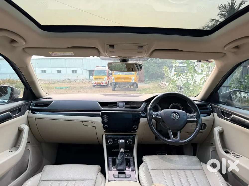 Skoda Superb 2019 Diesel 89000 Km Driven