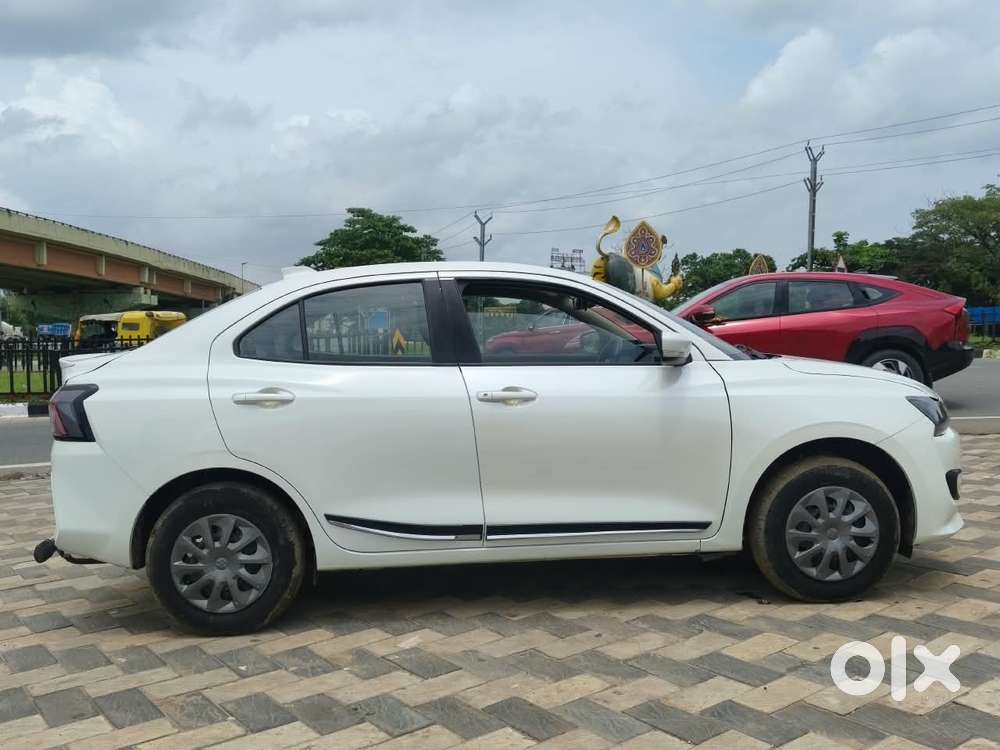 Maruti Suzuki Dzire 1.2 Vxi, 2025, Petrol