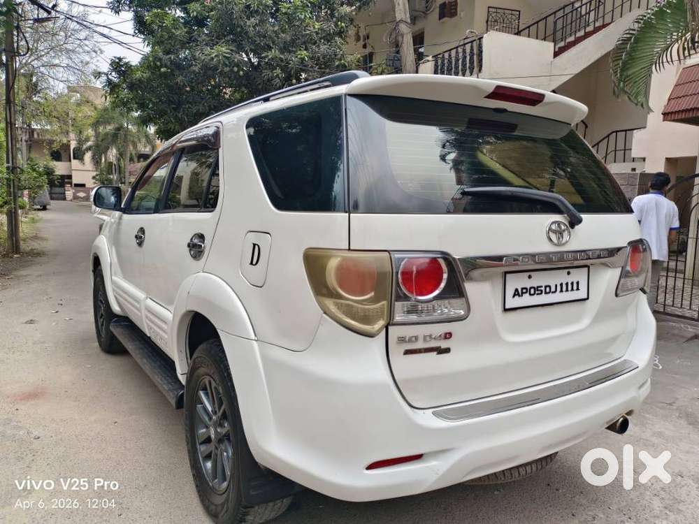Toyota Fortuner 3.0 4x4 Manual, 2015, Diesel