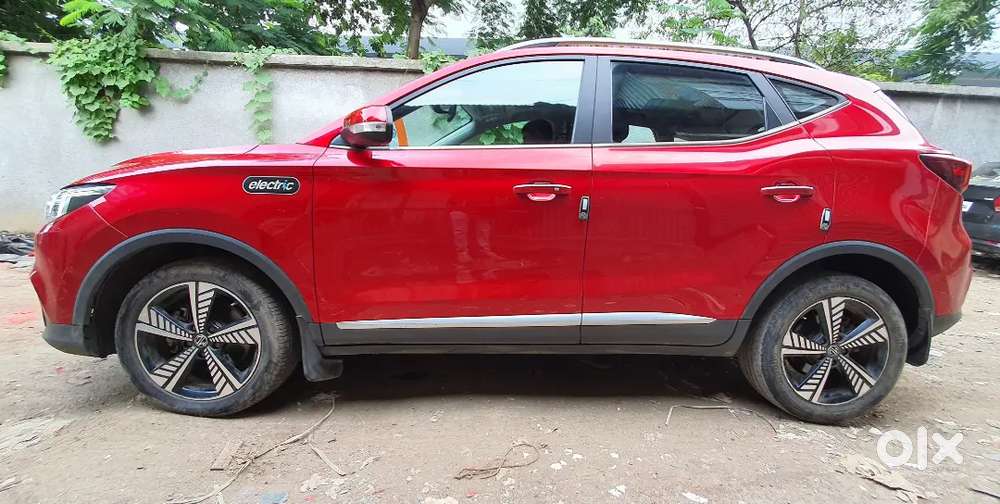 Mg Zs Ev Top  Variant