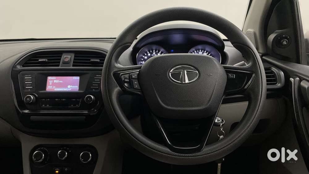Tata Tiago Xza, 2019, Petrol