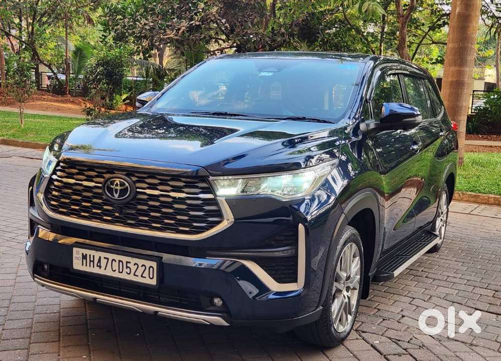 Toyota Innova Hycross 2.0 Zx Hybrid 7 Str, 2025, Petrol