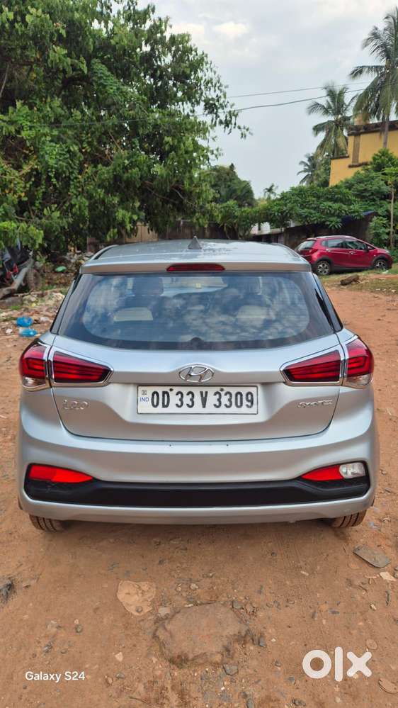 Hyundai I20 1.2 Sportz (o), 2018, Petrol
