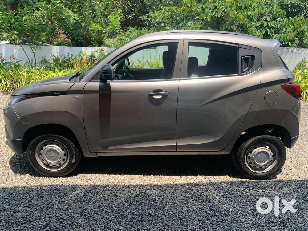 Mahindra Kuv 100 G80 K2, 2016, Petrol