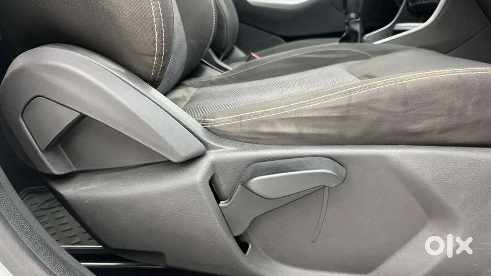 Ford Figo Petrol Titanium, 2017, Petrol