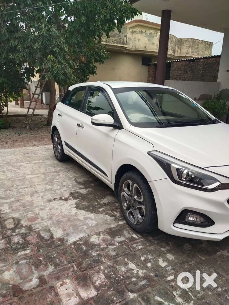 Hyundai I20 Asta Top Model2019 Petrol 2nd Owner All Documents Complete