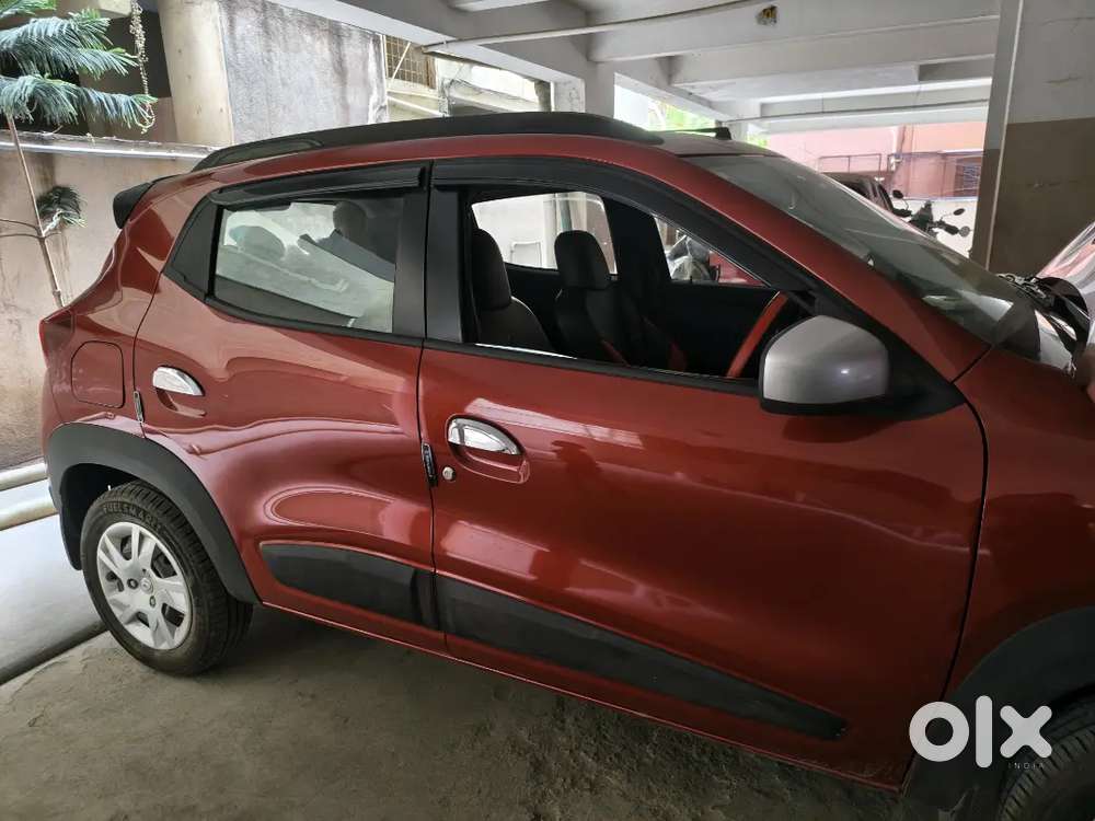 “2022 Kwid Rxt Amt  1440 Km  Single Owner  Like New”