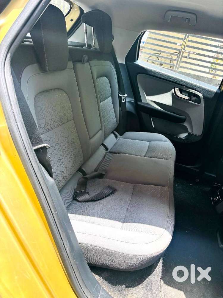 Tata Altroz Xz, 2020, Petrol