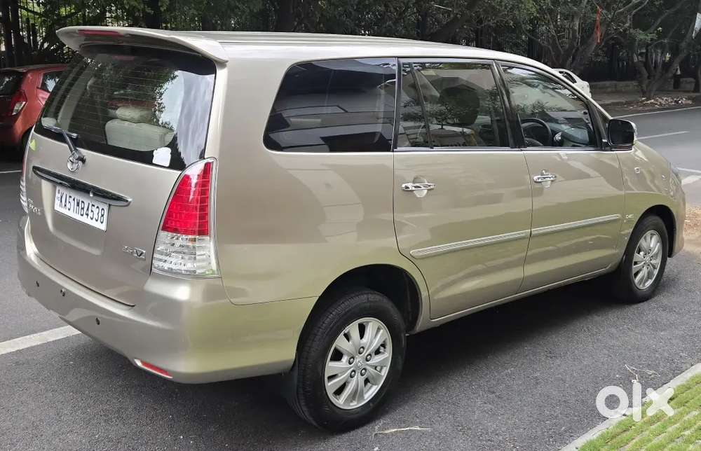 2011 Toyota Innova Diesel Vx, Just 36000 Kilometers Driven