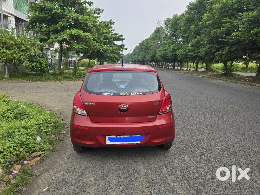 Hyundai I20 Magna(o) Android Auto, Jbl Speaker, Reverse Camera, Led