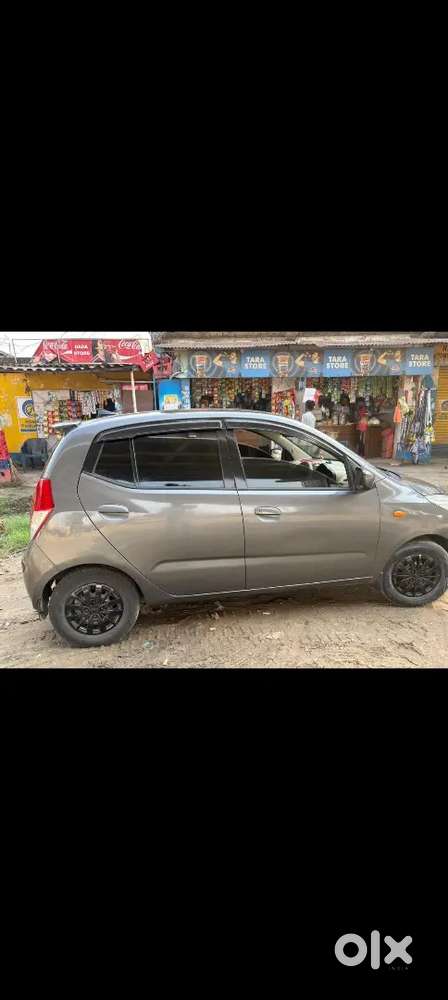 Hyundai I10 Sportz Petrol 2011