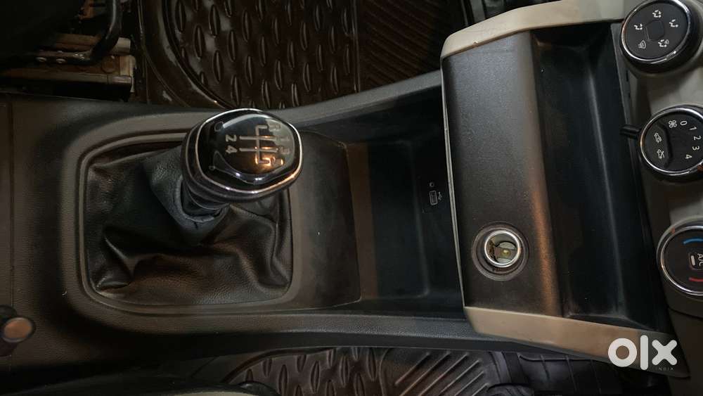 Renault Triber Rxt, 2022, Petrol